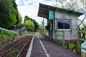 JR越美北線・下唯野駅（福井県：2021年4月）