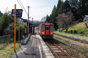 JR木次線・出雲八代駅（島根県：2022年3月）