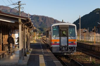 JR因美線・美作加茂駅（岡山県：2022年4月）