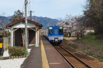 JR因美線・河原駅（鳥取県：2022年4月）