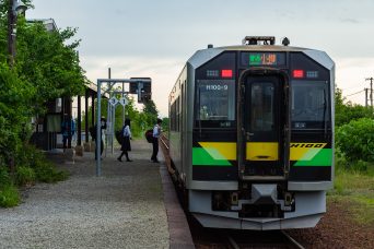 JR函館本線・仁木駅（北海道：2022年5月）