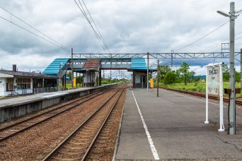 JR函館本線・茶志内駅（北海道：2022年6月）