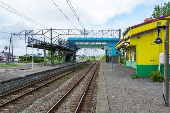 JR函館本線・江部乙駅（北海道：2022年6月）