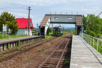 JR石北本線・桜岡駅（北海道：2022年6月）