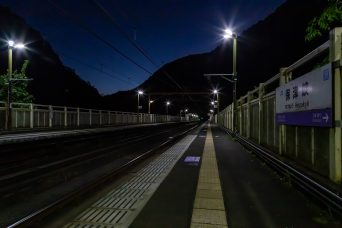 JR山陰本線・保津峡駅（京都府：2022年10月）