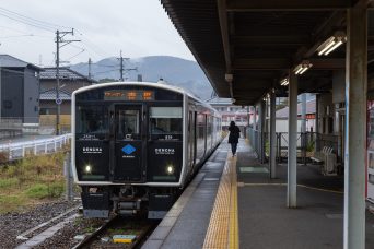 JR香椎線・宇美駅（福岡県：2022年12月）