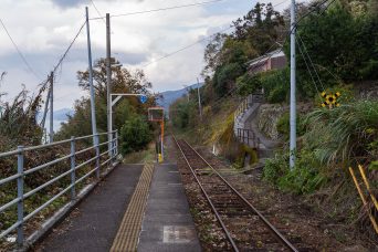 JR予讃線・串駅（愛媛県：2022年12月）