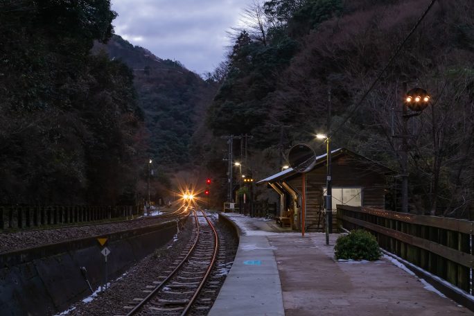 JR土讃線・坪尻駅（徳島県：2022年12月）