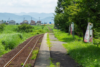 山形鉄道フラワー長井線・梨郷駅（山形県：2023年7月）