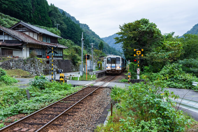 廃線特需もあって三江線の普通列車は二両編成で運転されていた