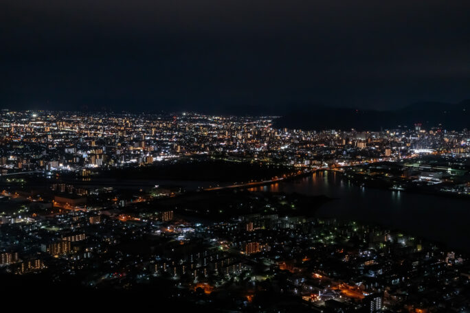 讃岐・屋島から望む高松市街地（香川県：2024年1月）