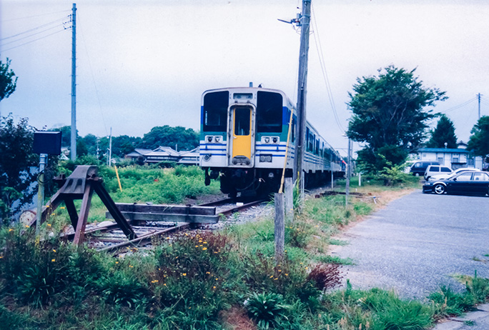 2001年当時は合計3本の列車が上総亀山駅に滞泊されていた