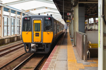 JR山陰本線・鳥取駅・特急「スーパーいなば」（鳥取県：2024年4月）