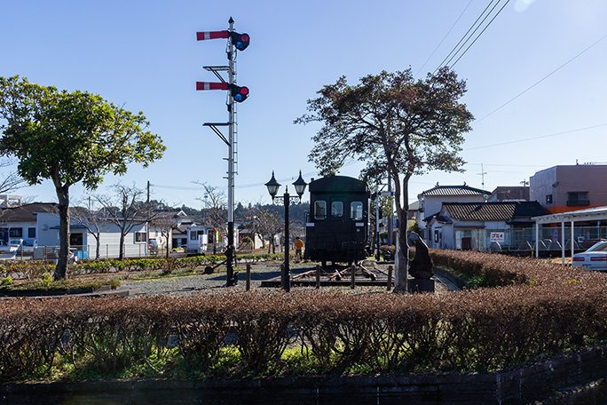 鉄道亡き後も鉄道の面影を残した薩摩大口駅跡