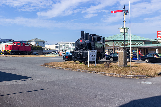 鹿児島交通南薩線沿線の中心地だった加世田駅跡は記念公園を含めた複合施設に転用されていた