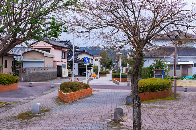 垂水市街地の廃線跡はプロムナードとして整備されている