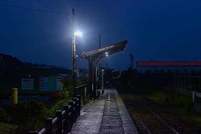 7時を過ぎる頃には空も青みがかって明けてきた