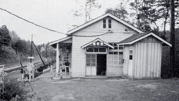 引用図：国鉄宗谷本線・塩狩駅 「日本の駅（鉄道ジャーナル社・1972年）」