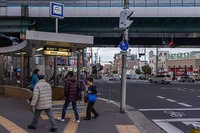 今里筋線との乗換駅となる緑橋駅