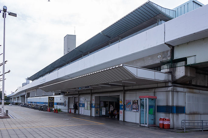 南港住宅の西口に当たるポートタウン西駅