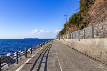 淡路島・南淡路・上灘集落から望む瀬戸内海と沼島（兵庫県：2025年1月）