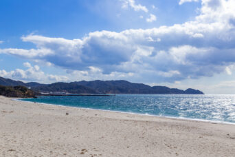 淡路島・阿万海岸から望む潮崎（兵庫県：2025年1月）