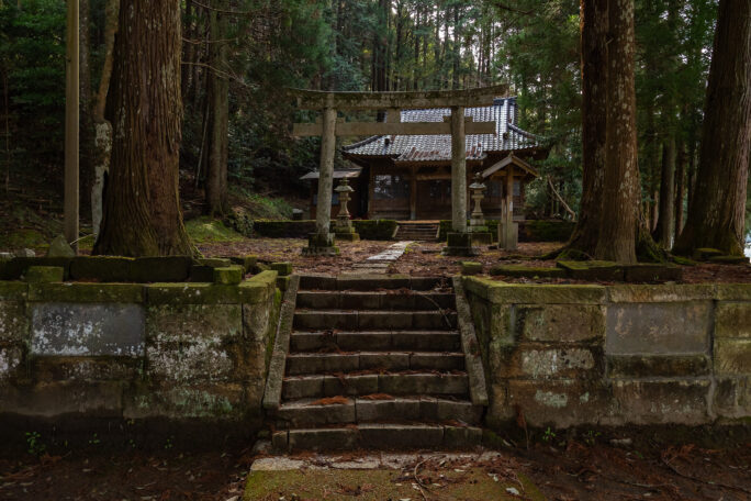 いすみ鉄道・久我原~東総元間・河伯神社(千葉県:2025年3月)