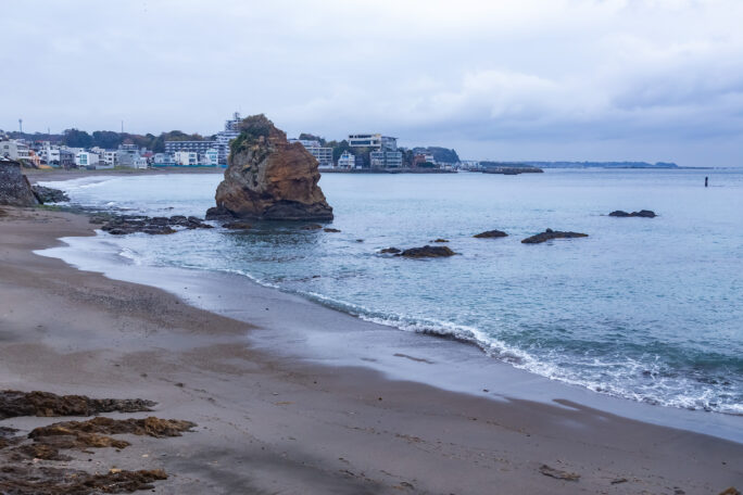 横須賀・梵天の鼻から望む立石海岸（神奈川県：2025年4月）