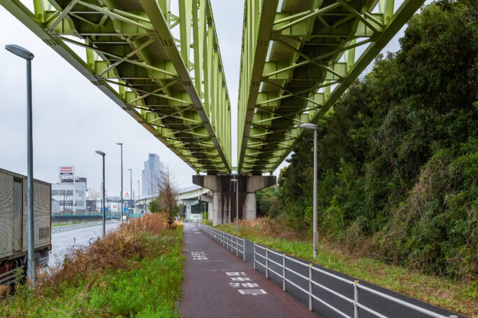横浜シーサイドライン金沢シーサイドライン・並木中央駅付近（神奈川県：2025年4月）