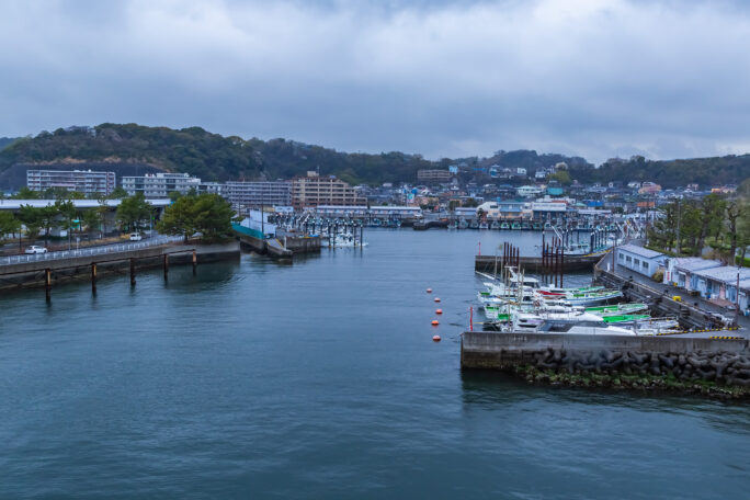 横浜シーサイドライン金沢シーサイドライン・八景島駅付近（神奈川県：2025年4月）