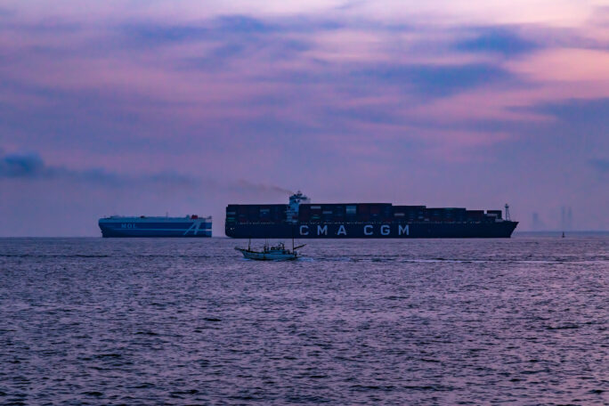 横須賀・観音崎から望む東京湾（神奈川県：2025年4月）