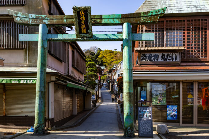 江の島・江島神社参道（神奈川県：2025年4月）