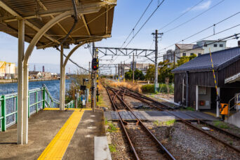 JR鶴見線・新芝浦駅(神奈川県:2025年4月)
