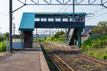 JR室蘭本線・御崎駅(北海道:2025年5月)