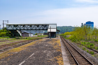 JR室蘭本線・元輪西駅(北海道:2025年5月)