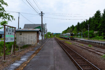 JR函館本線・熱郛駅(北海道:2025年5月)