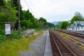 JR函館本線・熱郛駅(北海道:2025年5月)