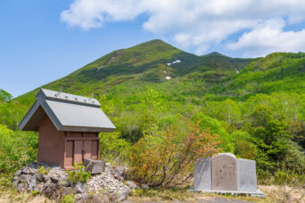 後志・倶知安・ニセコ神社付近から望むニセコアンヌプリ（北海道：2025年6月）