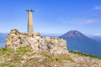 後志・倶知安・ニセコアンヌプリから望む後志羊蹄山（北海道：2025年6月）