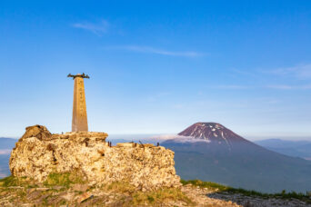 後志・倶知安・ニセコアンヌプリから望む後志羊蹄山（北海道：2025年6月）