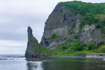 後志・積丹半島・古平・沖町・セタカムイ岩（北海道：2025年6月）