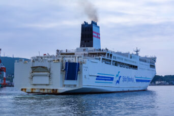 後志・小樽・小樽港・新日本海フェリー「らべんだあ」（北海道：2025年6月）