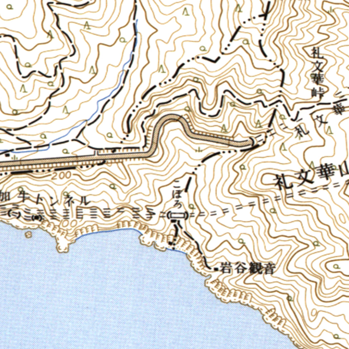 旧版地形図:小幌駅周辺(1980年8月30日発行)地形図:小幌駅付近(2023年3月)