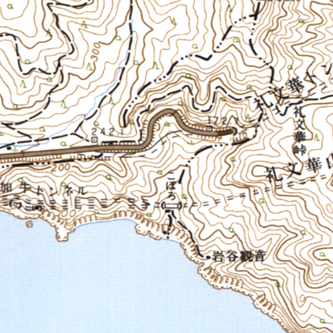 旧版地形図:小幌駅周辺(2002年9月1日発行)地形図:小幌駅付近(2023年3月)