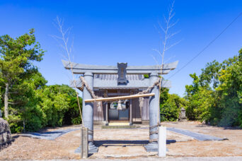 島原鉄道鉄道線・西郷駅付近・御大崎神社(長崎県:2025年7月)