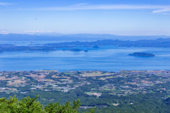島原半島・雲仙普賢岳・仁田峠第二展望所から望む有明海と上天草諸島(長崎県:2025年7月)