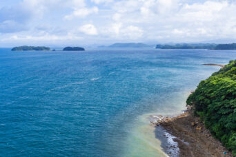 西海・寺島・大島大橋から望む中ノ島・端ノ島（長崎県：2025年8月）
