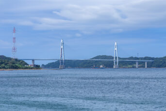 西海・池崎集落から望む大島大橋（長崎県：2025年8月）