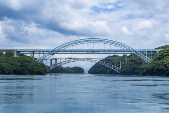 西海・伊ノ浦集落から望む西海橋（長崎県：2025年8月）