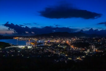 佐世保・天神山展望台から望む佐世保市街地（長崎県：2025年8月）